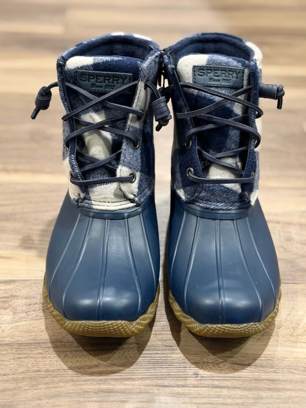 Sperry Saltwater Duck Boots Womens Navy Blue Buffalo Check Plaid